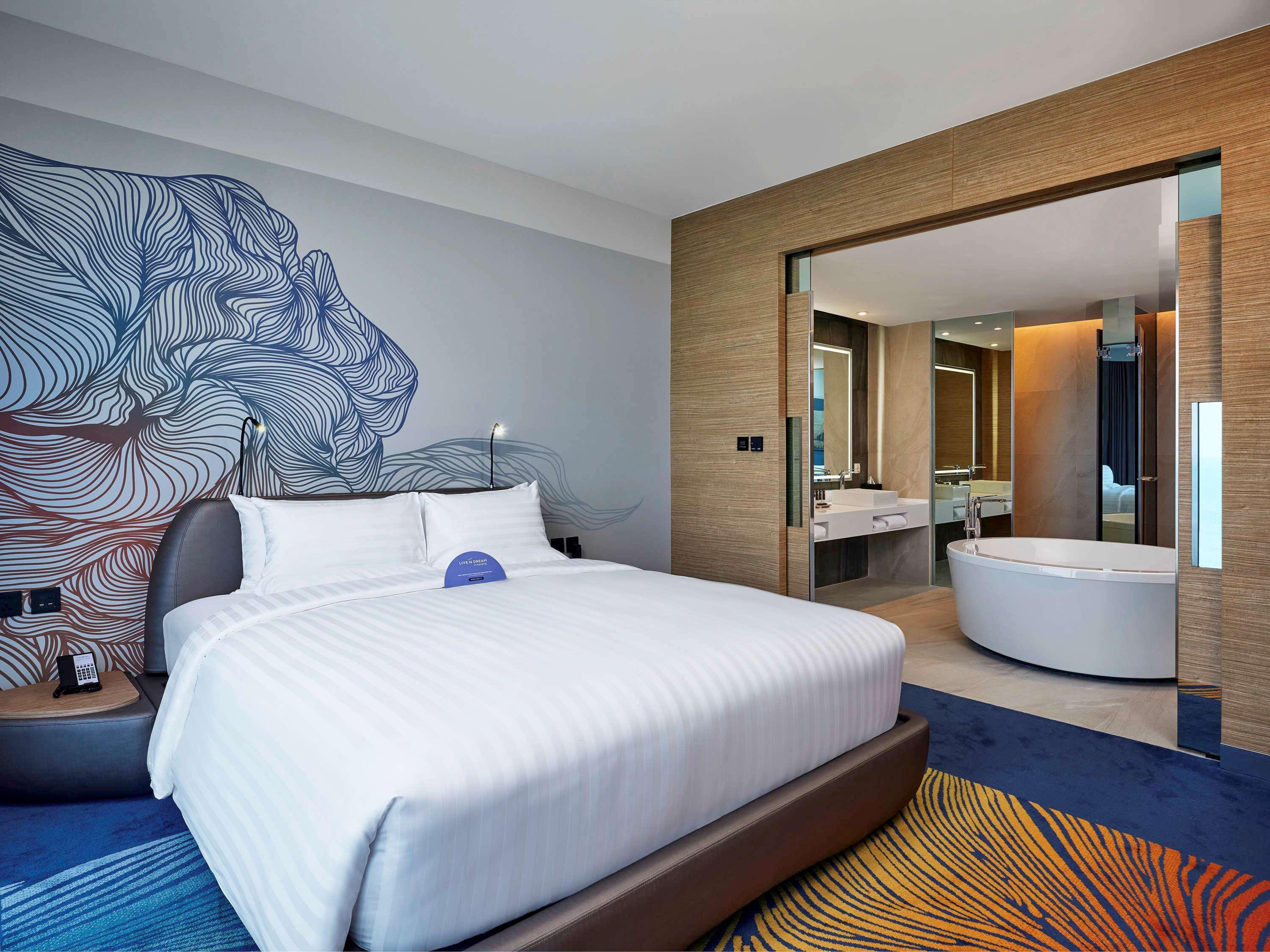 Novotel Marina Sriracha Si Racha Eksteriør bilde